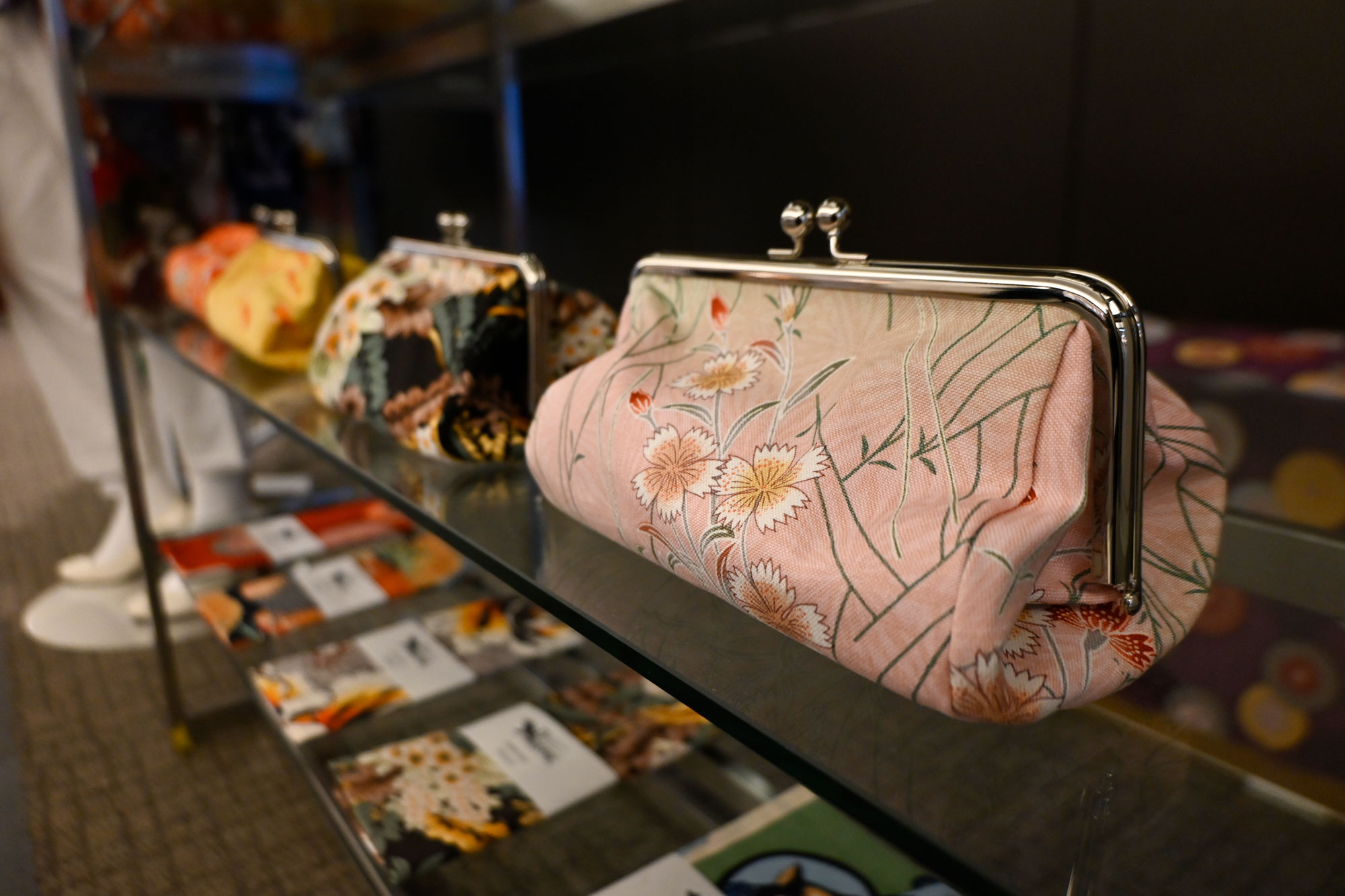 ポップアップ棚什器使用例