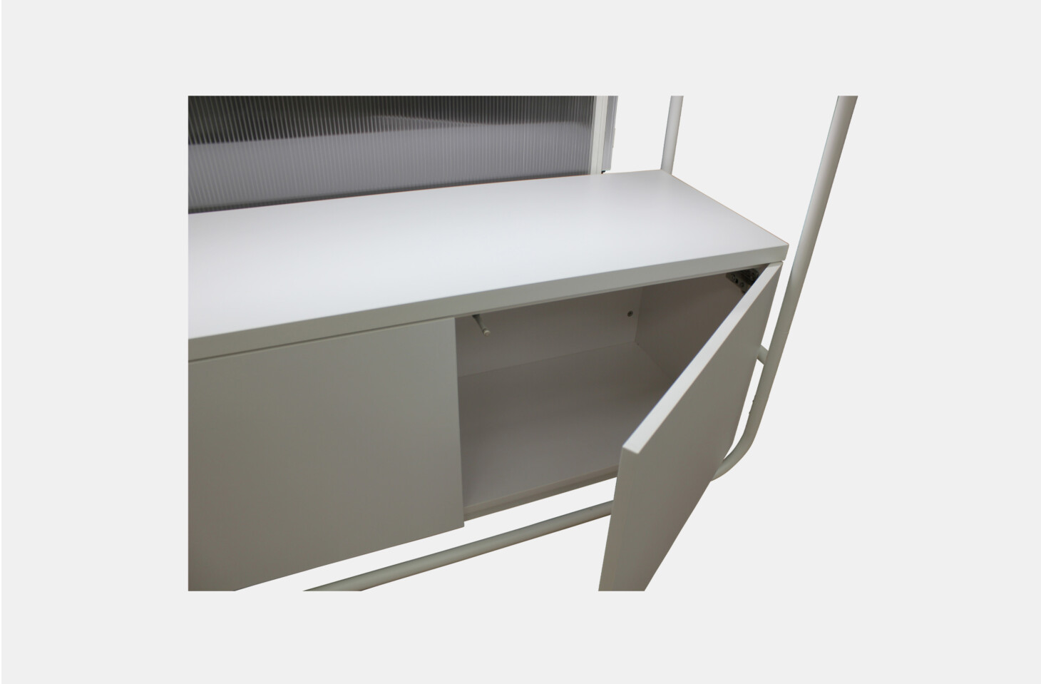 r（アール）壁面什器 Aタイプ （棚下照明付）/ FAAA2610-W-A